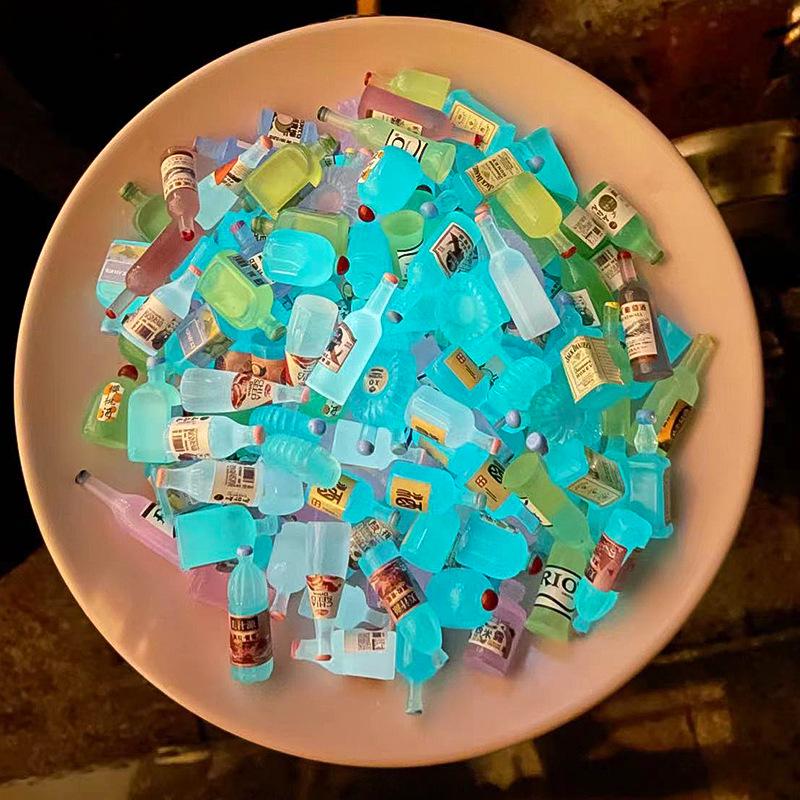 

Светящиеся миниатюрные игрушки в виде еды Eggy Party, смоляные аксессуары - модные DIY украшения ручной работы для детей.