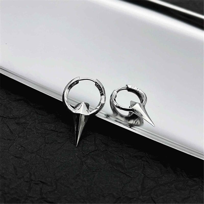 Punk Rock Men Women Taper Spikes Rivet Huggie Hoop Earrings Gold Silver Color Small Geometry Ear Hoop Jewelry Accessory