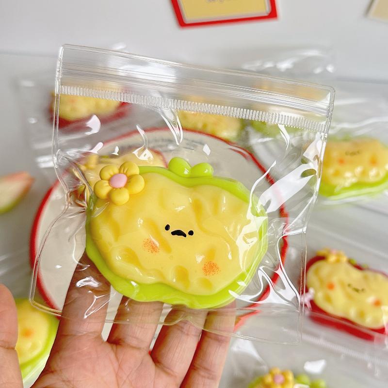 Soft Simulation Cake Squeeze Toy Slow Rebound Realistic Stress Relief Fidget Toy for Kids Travel Companion