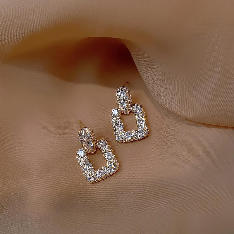 

1Pair Shining Hollow Square Drop Earrings For Women Girls Vintage