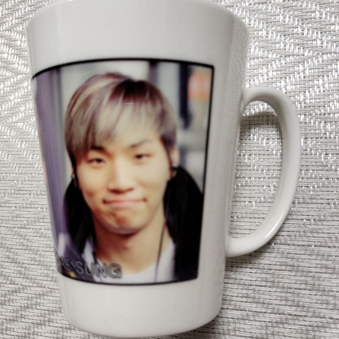 [Б/У] Кружка D-LITE Тэсон BIGBANG