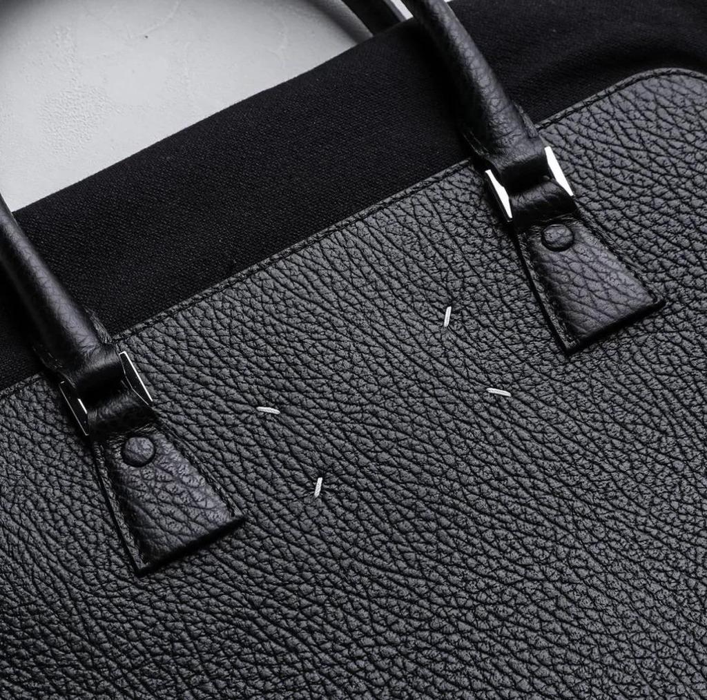 2025 Frühling Unisex Oberste Schicht Rindsleder Pendlerrucksack - Großes Fassungsvermögen Business- & Laptoptasche (5AC)