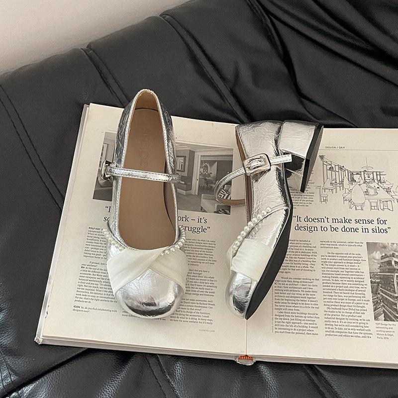 Niche design sense bow Mary Jane shoes women's summer French fashion pearl single shoes with skirt high heels