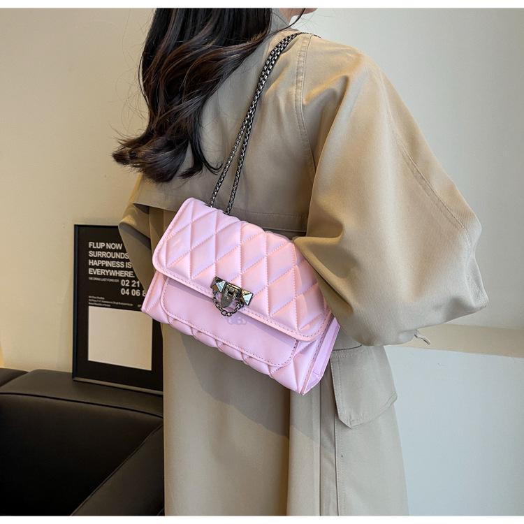 2024 Women's Retro Diamond Lattice Chain Crossbody Bag - Fashionable Small Square Shoulder Bag