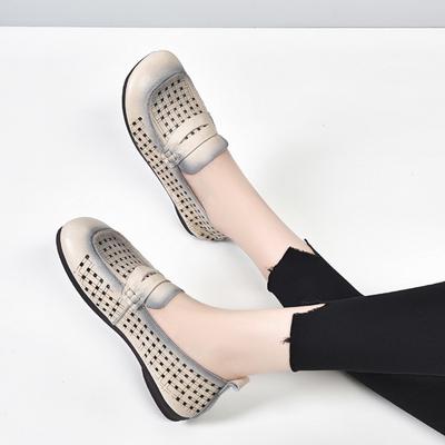 Fashion Casual Soft Sole Soft Surface Retro Punched Women's Shoes First Layer Cowhide Round Head Flat Bottom Women's Single Shoes