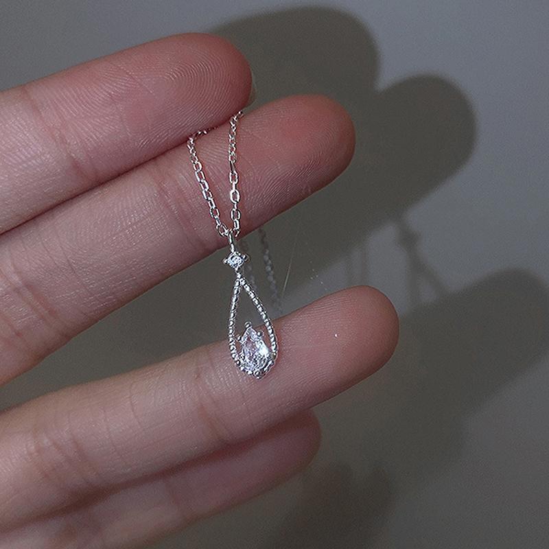 Simple Alloy Water Droplets Pendant Necklace For Woman Jewelry Gifts