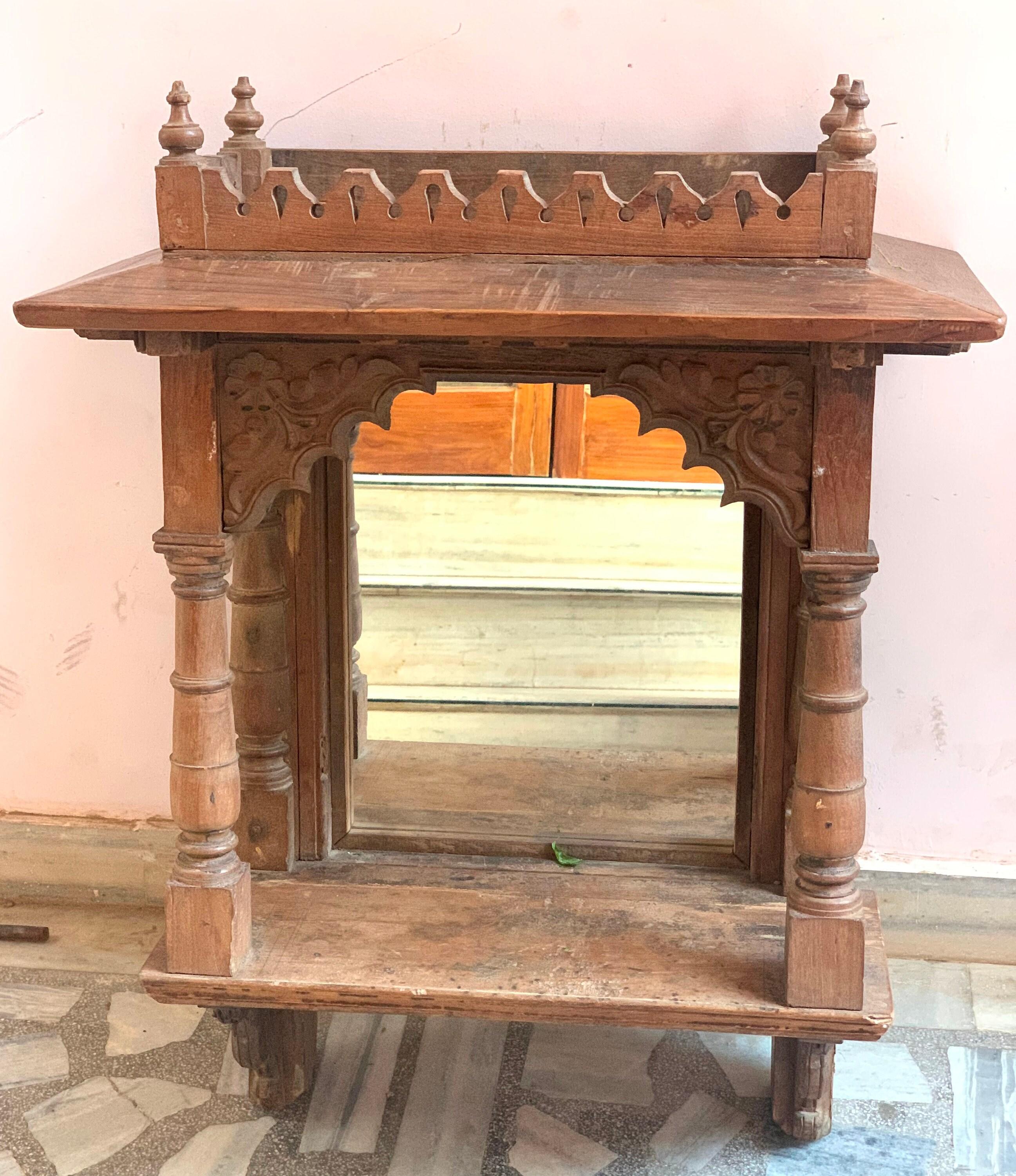 

Деревянное Джарокха ручной работы - Настенный декор индийского храма (33x13.9x24.5) 24” X 12” X 30” (l x w x h) разноцветный