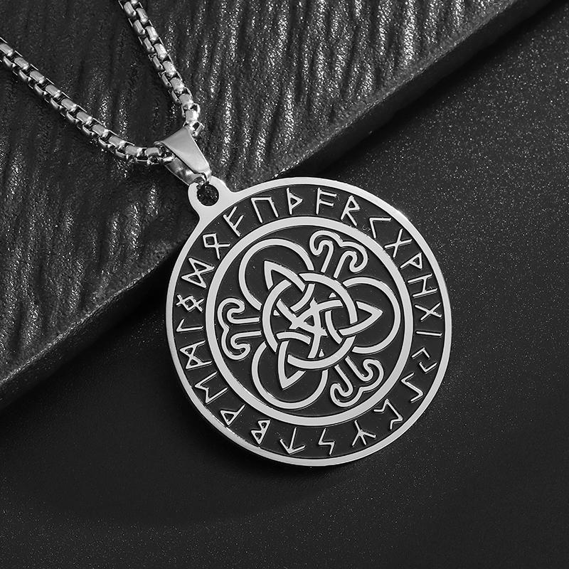 Exquisite Stainless Steel Rune Compass Pendant Necklace Men\'s Nordic Amulet Jewelry Gift
