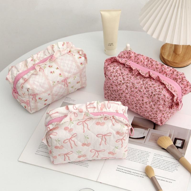 Makeup Organizer Bag Large Capacity Ruffled Edge Bow Floral Print Pen Storage for School Travel Work