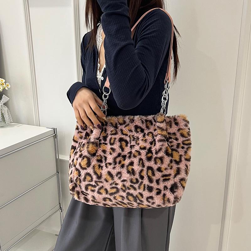 Leopard Plush Trendy Chain Casual Shoulder Bag