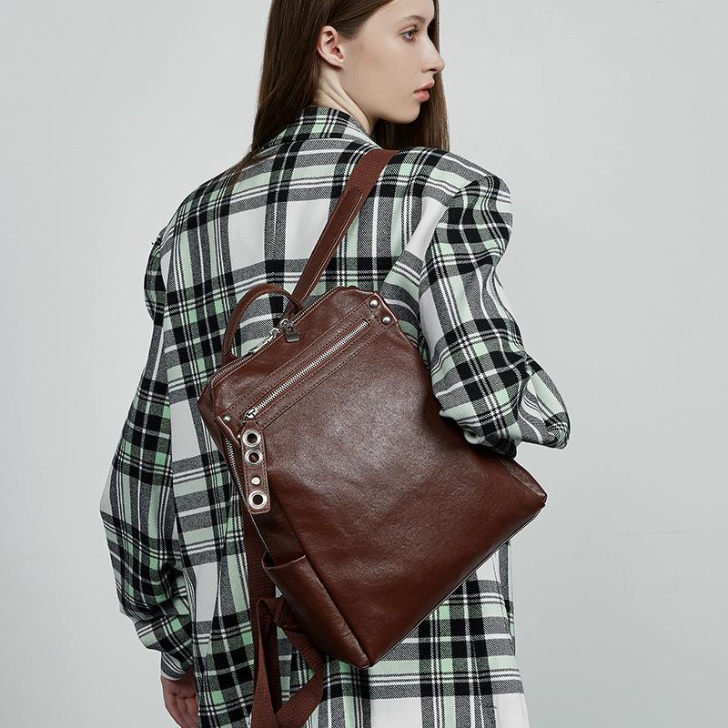 2025 Large Capacity Women's Travel Bag Vintage Rucksack