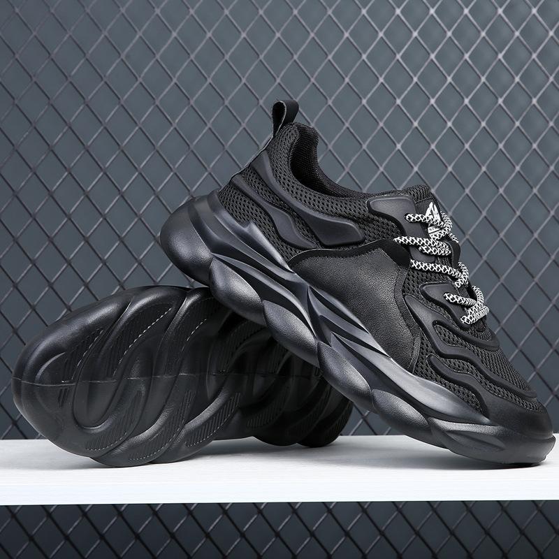 Męskie buty 2025 nowe letnie platforma buty typu dad wszechstronne oddychająca siatka buty sportowe i rekreacyjne męskie małe białe buty trendowe