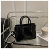 Modische ein Schulter Crossbody einfarbige Lackleder tragbare kleine quadratische Tasche trendige neue Damen Tasche PU lässige einfache trendige Tasche