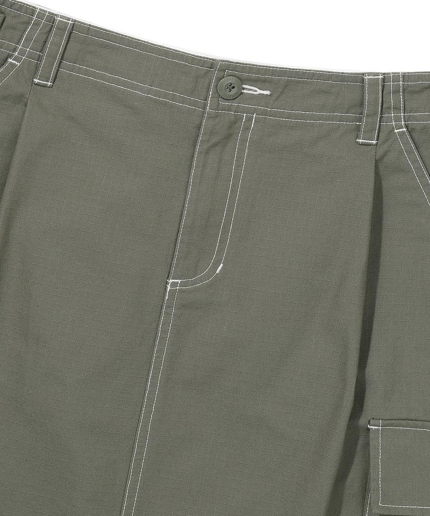 Syupeodeulai W Long Cargo Skirt Olive