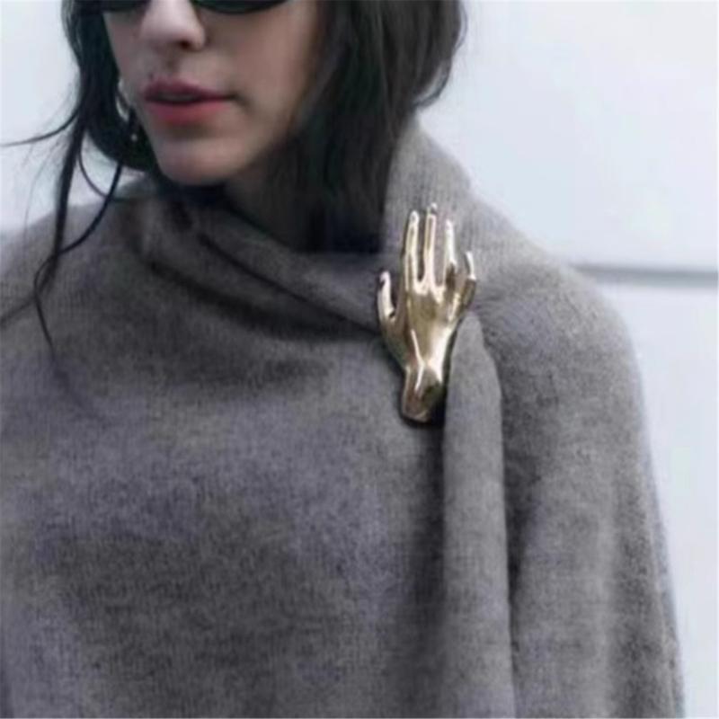 Unique Hand Gesture Brooch Adornment Creative Large Hand Shape Pin for Women Men Punk Party Brooches Pins Accessory