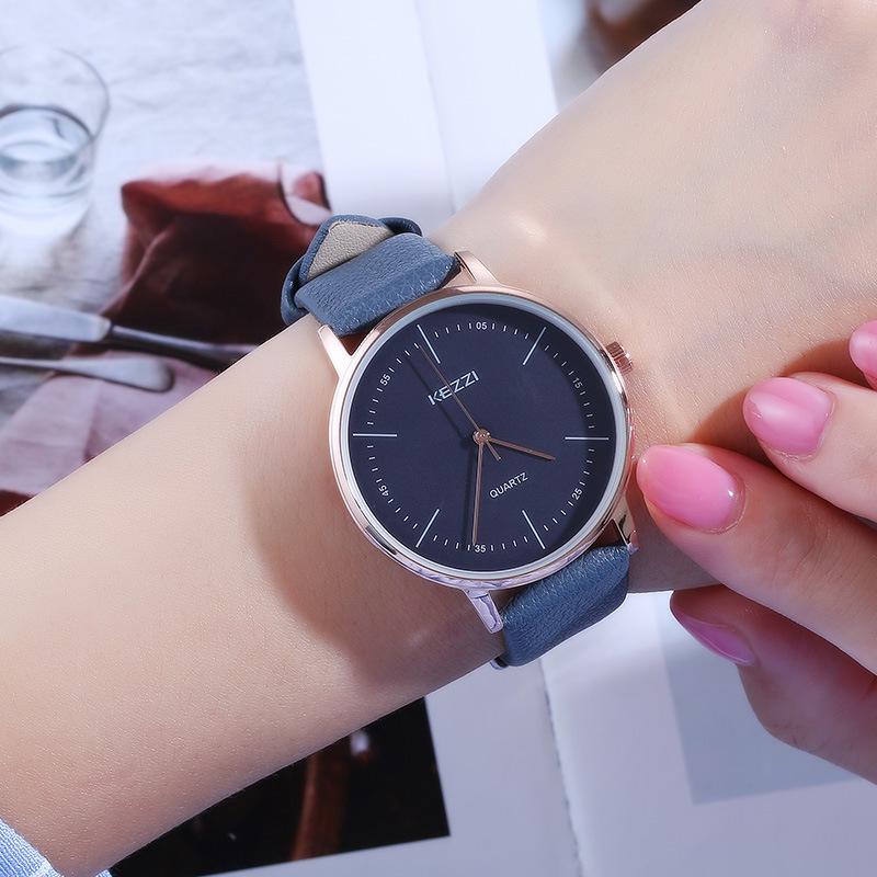 Kezzi 2023 Unisex Trendy College Style Engraved Casual Wristwatch