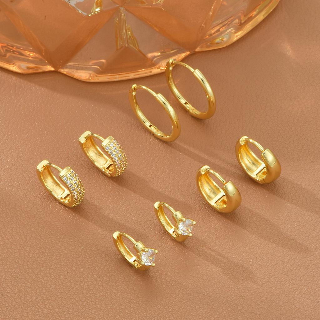 4pcs Fashion Gold Plated Hoop Earrings Set for Women Lightweight Multiple Piercing Hypoallergenic Huggie Earring Jewelry Gifts