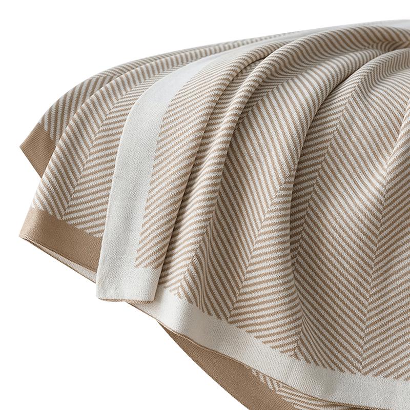 La Torretta Class A Knitted Throw Blanket 130x170cm