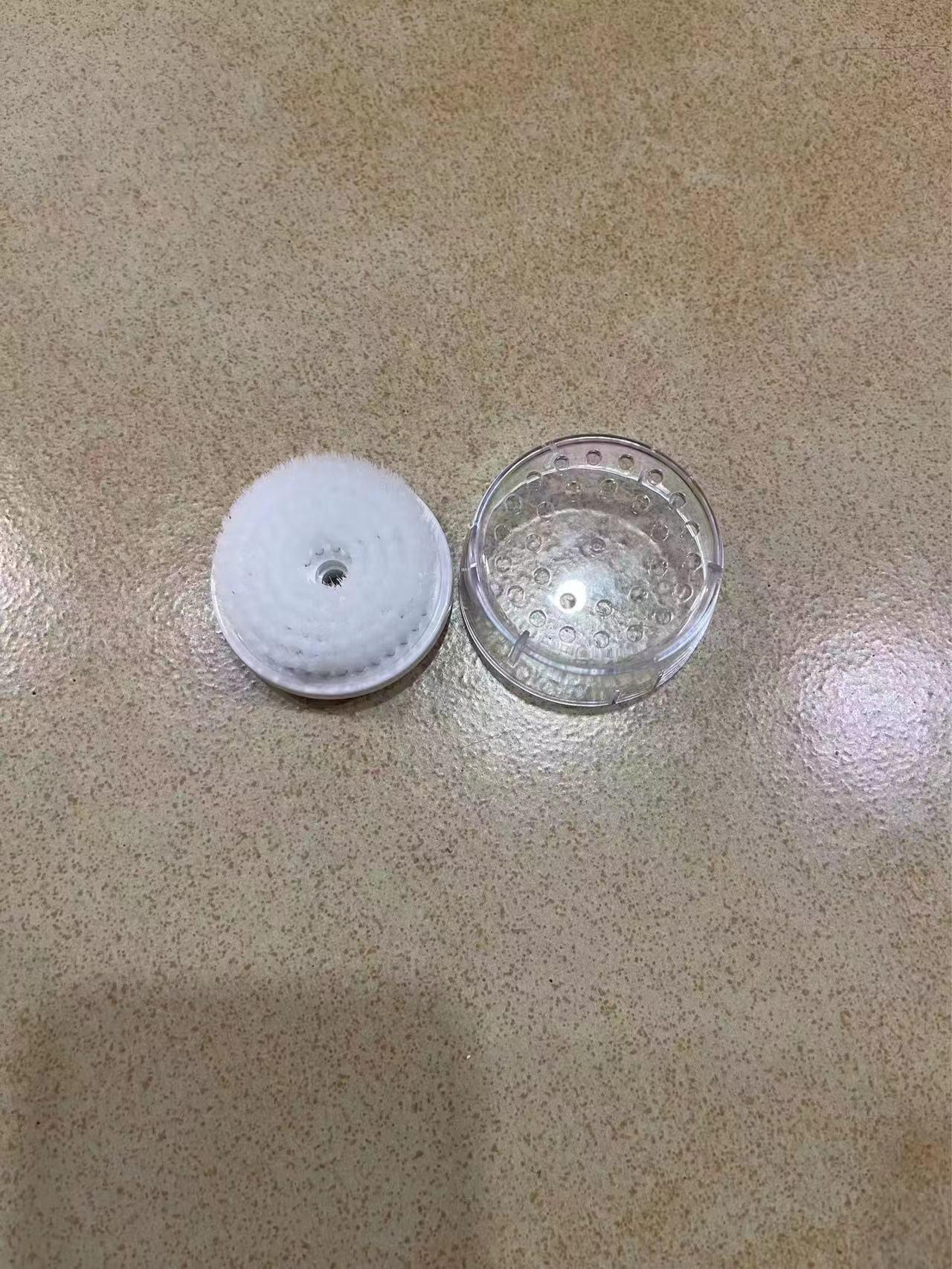 

Ультразвуковая силиконовая щетка для очищения лица - Очиститель пор и косметическое устройство