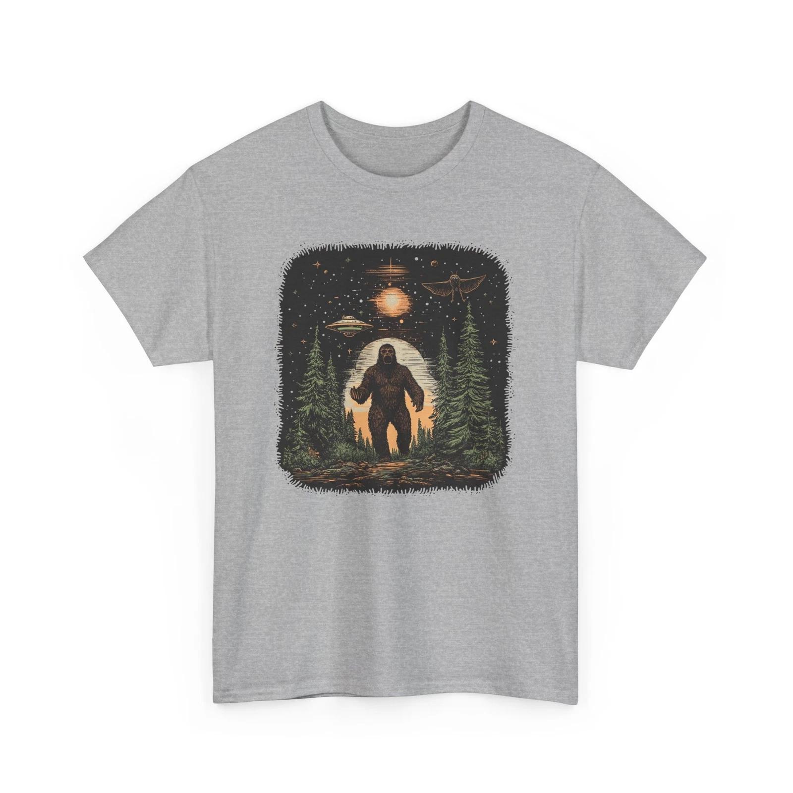 Funny Cryptozoology T-Shirt | Cryptid Hunter Tee | Ovni Shirt M