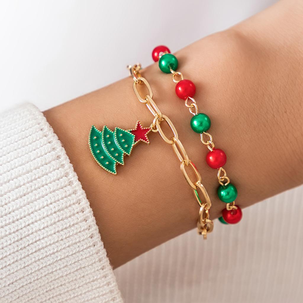 Ingemark 2026 New Christmas tree Pendant Bracelets for Women Trendy Red Green Alternate Beads Chain Bangles Couple Jewelry Gift