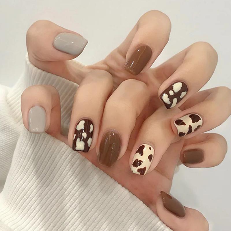 24Pcs Handmade Short Round Coffin Press On Nails Ocean Star Moon Blue Gradient Fake Nails With Glue