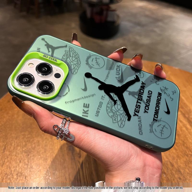 Stříbrný kryt na telefon Dunking Flyer pro iPhone 12 Pro Max až řadu 17, včetně 13/14 Plus a 16