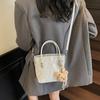 Fashion Hand Bucket Bag Women's New Commuter Shoulder Bag Simple Casual Niche Messenger Bag