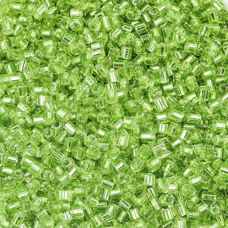 

Посеребренные 2,5 мм цветные стеклянные бусины-бисер для изготовления браслетов своими руками и проектов бисероплетения Diameter 2.5mm, Length 3mm, Hole 1mm, 450g/bag