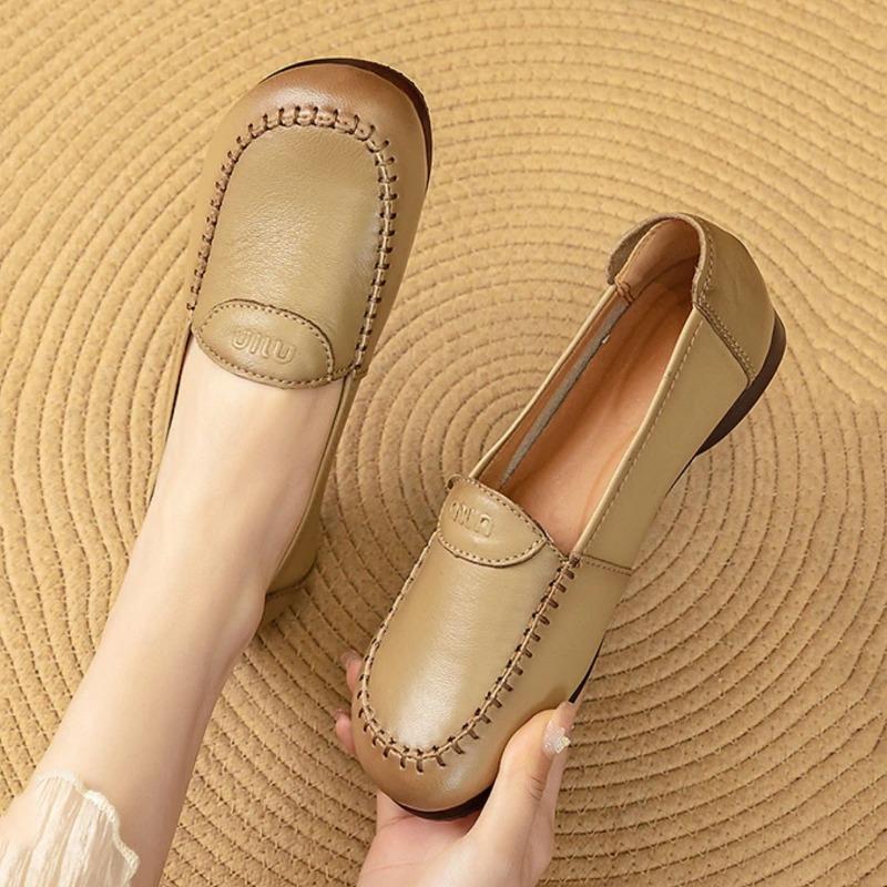 Spring and Autumn New Shallow Mouth Mother Shoes Sheepskin Soft Sole Flat Bottom Non-slip Women's Shoes Beef Tendon Sole Non-slip Medium Single Shoes