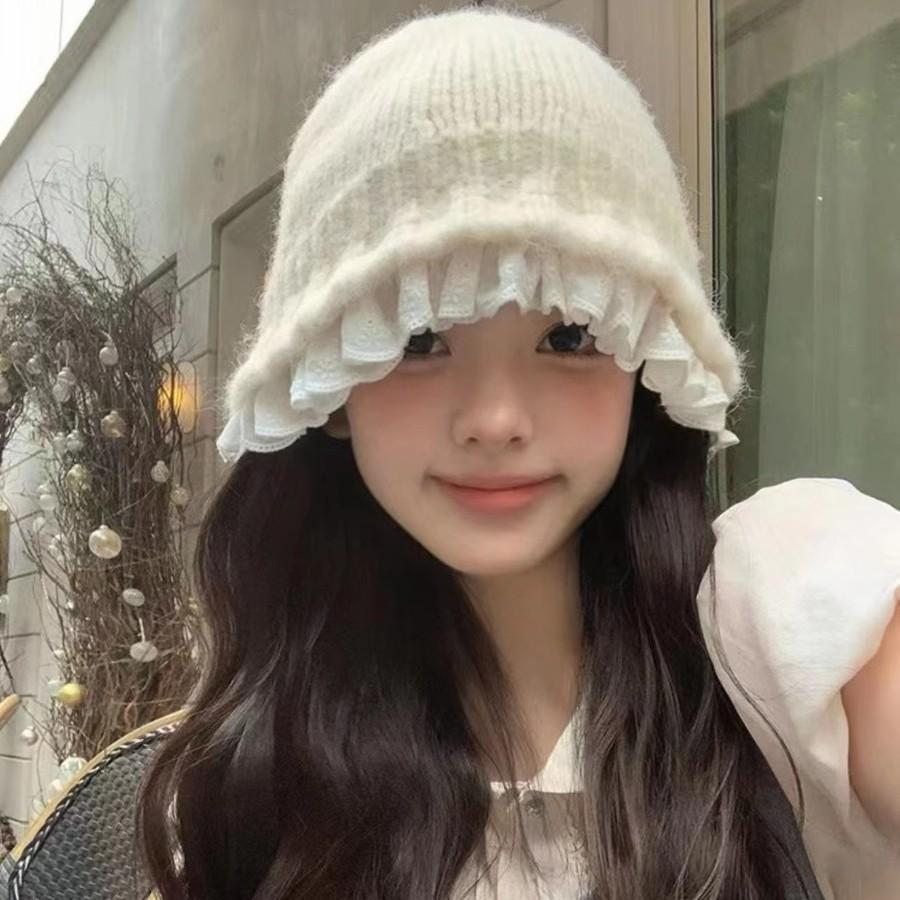 Lazy wind lace knitted bucket hat women's autumn and winter versatile thermal basin hat showing face small wool hat
