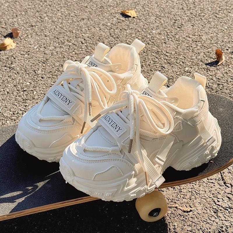 Daddy shoes women's 2025 new spring thick-soled heightening casual shoes muffin shoes little white shoes original design sense