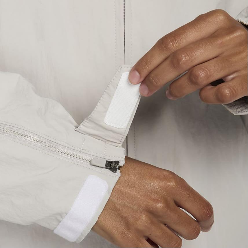 New Nike Sportswear Collection Women's Oversized Repel Zip Jacket FV7535-014