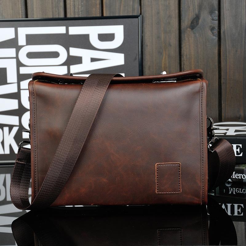 The New Korean Version of The Men's Crazy Horse Leather Shoulder Bag Leisure Travel Retro Large-capacity Men's Bag Shoulder Crossbody Bags