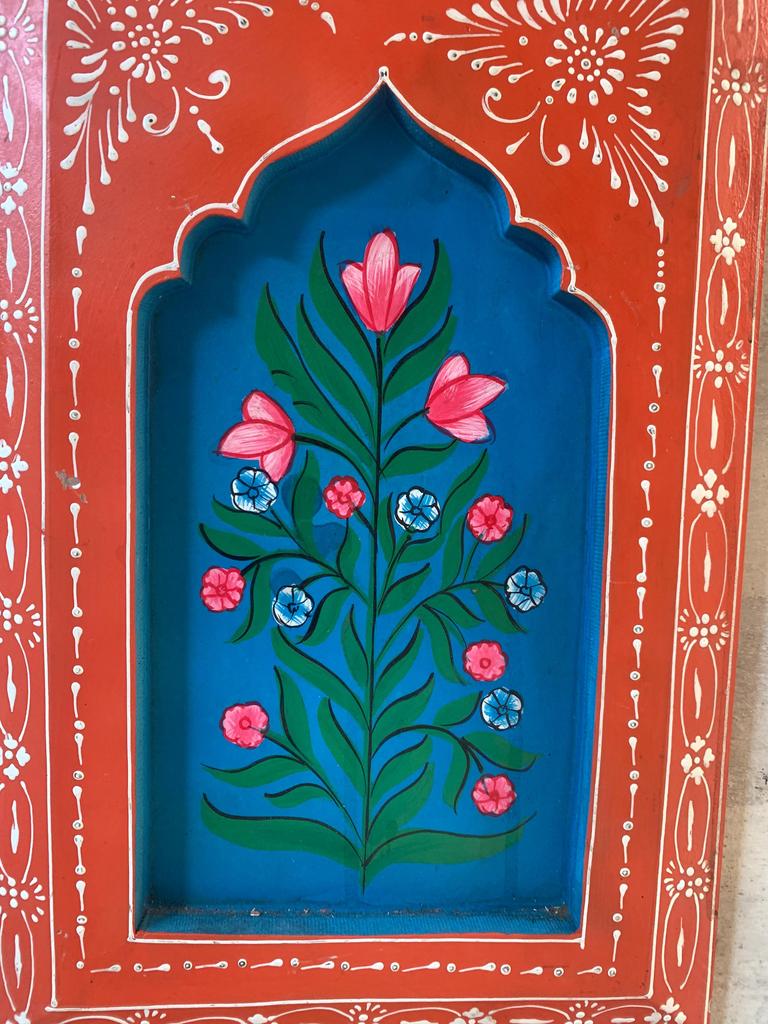 Hand-Carved Floral Wood Wall Decor: Vintage Indian Art Frame