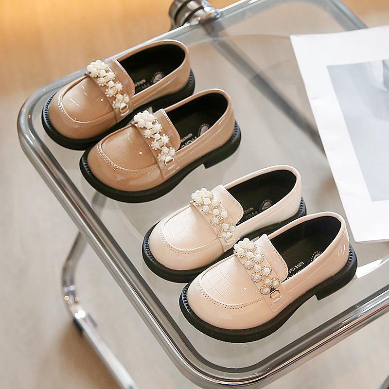 New Style Children's Shoes - Girls' Casual Shoes with Soft Soles and Leather Upper