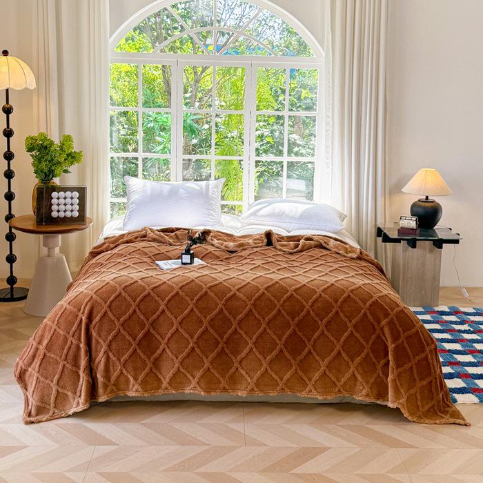 Meiling Gradient Jacquard Plush Blanket - Office Nap and Gift Option