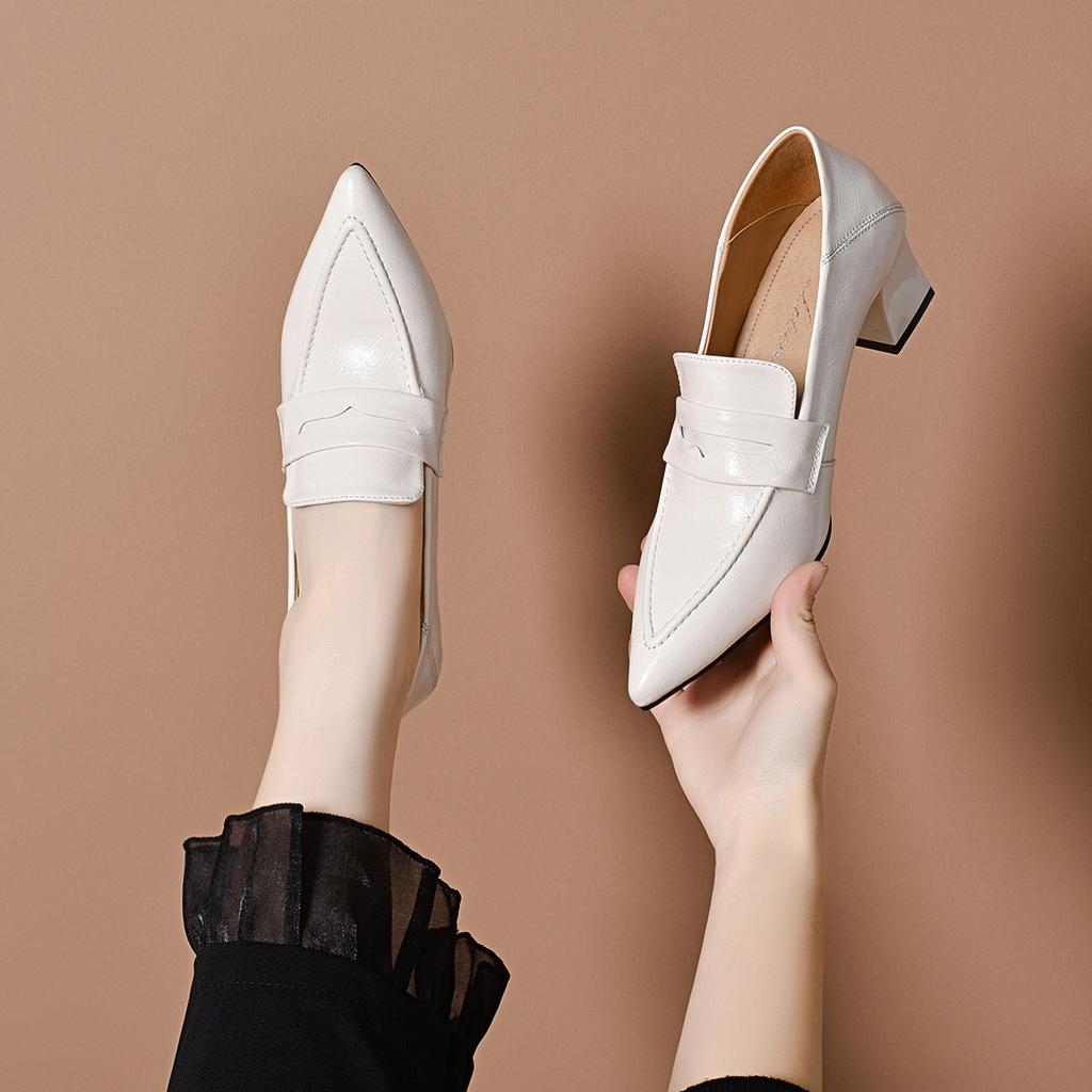 Pointed high heels women's 2025 British style shallow mouth one-pedal single shoes French retro medium heel small leather shoes work shoes