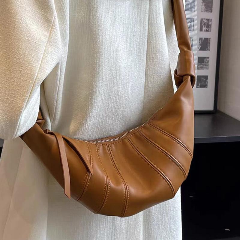 Leather Croissant Women'S Head Layer Sheepskin Niche Fanny Pack Shoulder Crossbody Breast Bag Croissant Bag Dumpling Bag