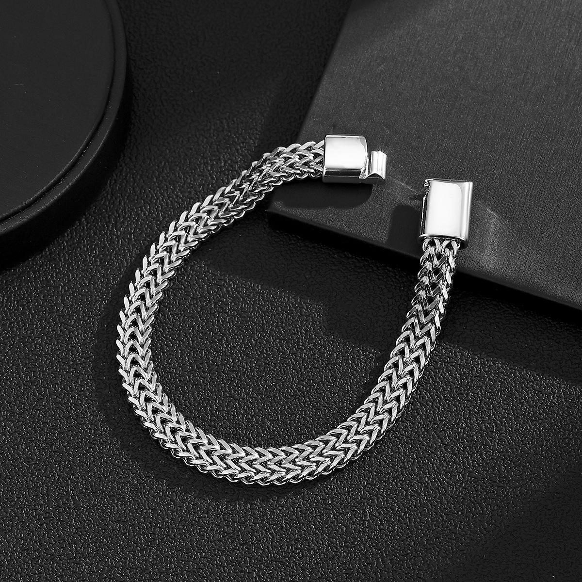 

Двухслойный браслет из титановой стали с узором «рыбья чешуя», модным дизайном и высококачественной фурнитурой 19cm