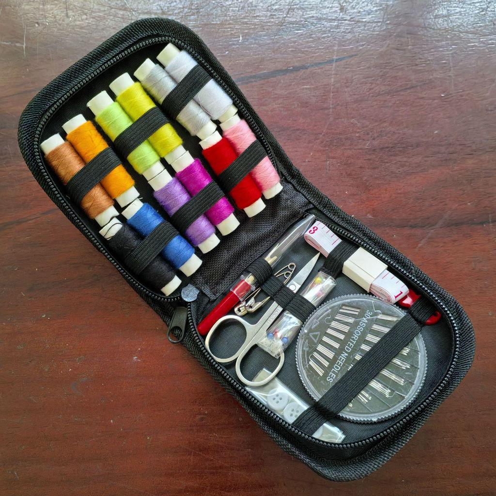 10-Piece Household Sewing Kit: Needle and Thread Set