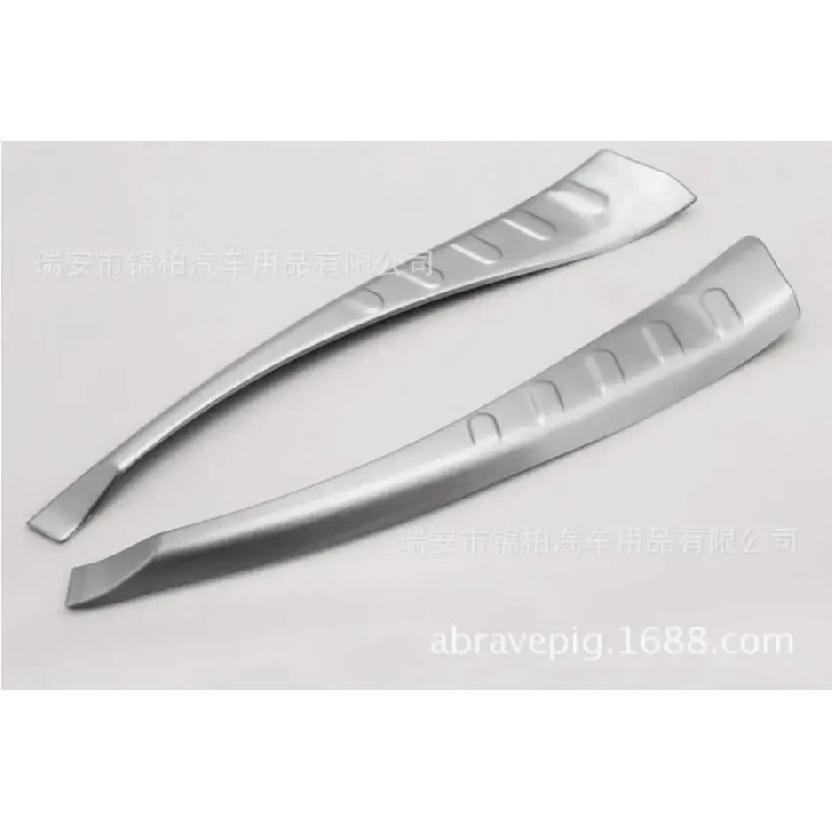 Stainless Steel Inner Rear Bumper Protector Sill Trunk Tread Plate Trim Fit For Toyota RAV4 RAV 4 2014 2015 2016