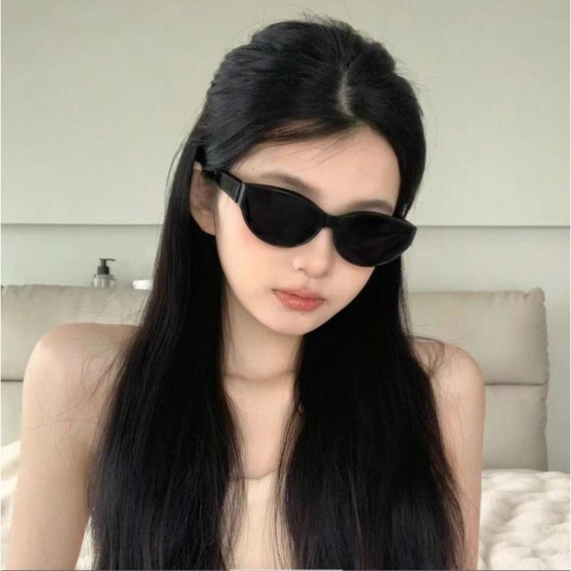 Oval Frame Sunglasses Women's Cat Eye Sunglasses Sweet Cool Wind Sun Glasses Frame