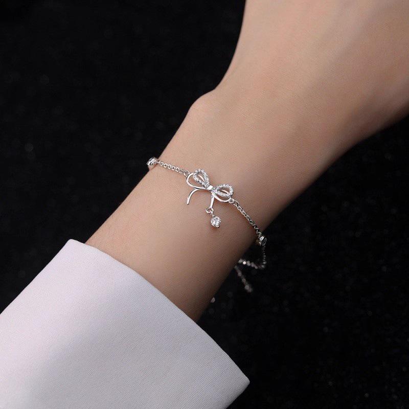 Agile Butterfly Dream Bow Bracelet: Elegant Luxury Jewelry Gift for Women and Best Friends