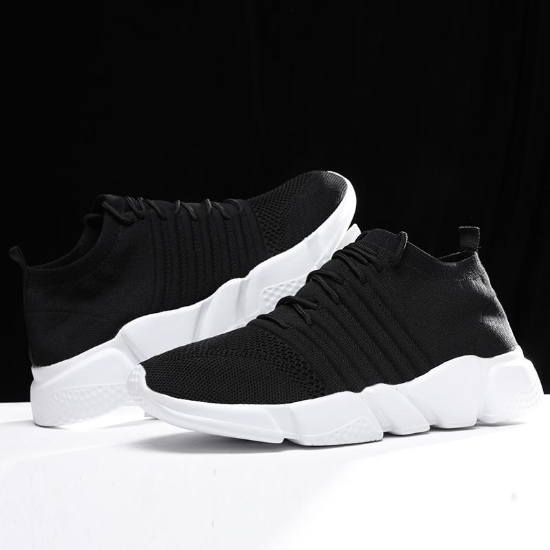 Hot Selling Men Women Runn Shoes Summer Breath Wear-resistant Soft Soled Casual Shoes Fashion Soft Ultra Light Unisex Sneakers