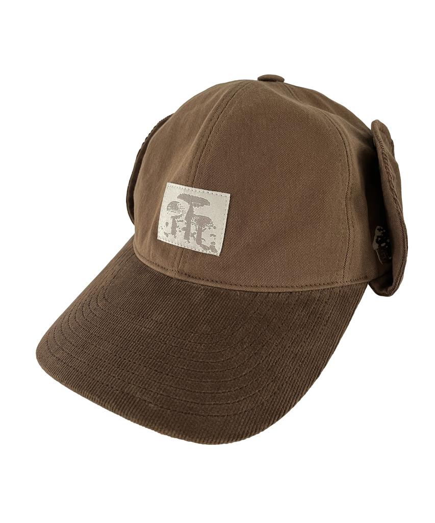THE COLDEST MOMENT Tcm House Earflap Cap (Brown)