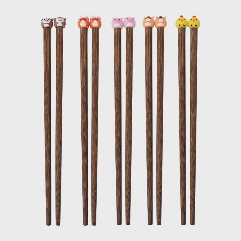 21cm Cartoon Chicken Wing Wood Chopsticks for Primary Students - Non-Toxic, Paint & Wax-Free, Perfect for Learning.