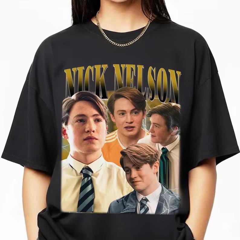 26 Limited Nick Nelson Vintage TShirt Heartstopper Netflix Gift for Women and Unisex Unisex Retro Fan Tee S