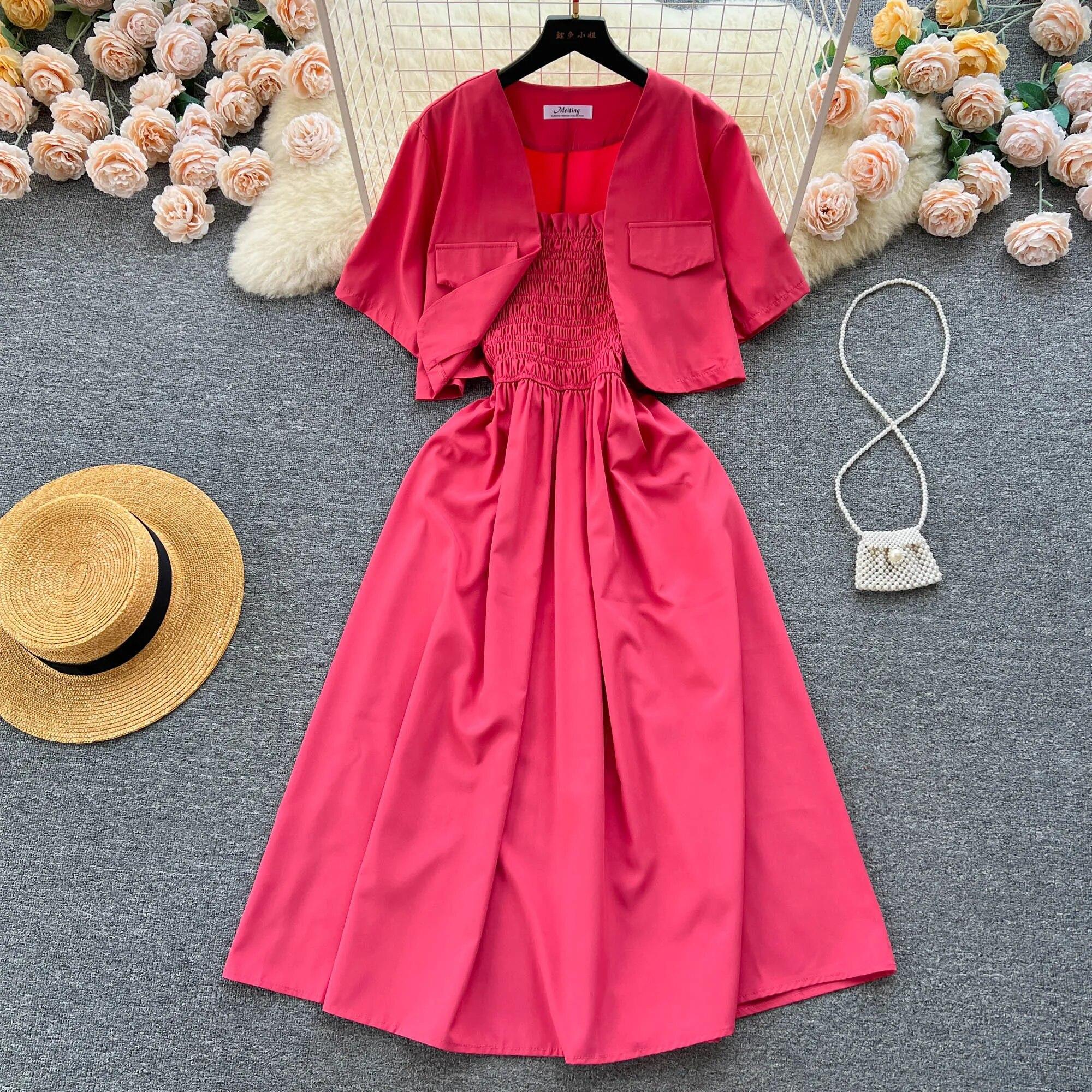 

Изящный новый модный комплект, женский кардиган с короткими рукавами в стиле вестерн, маленький костюм, верхняя одежда, платье на бретельках, модный комплект из двух предметов One Size розы красного