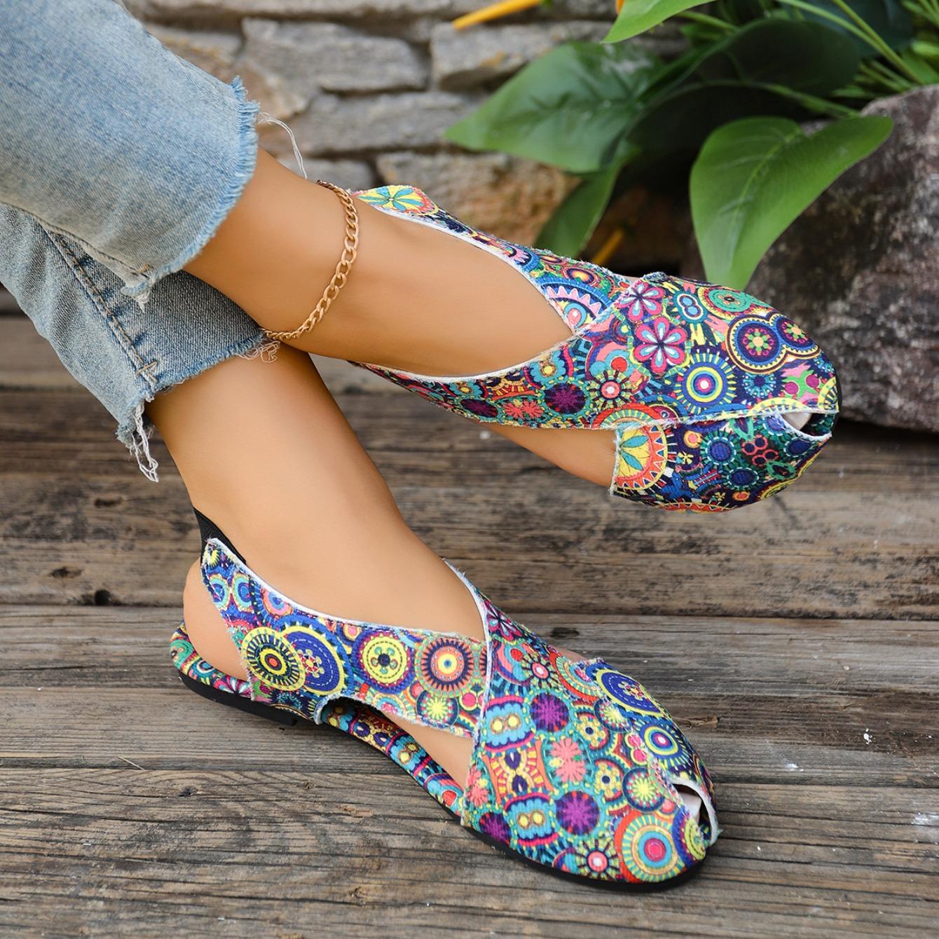 

Fashion Women Sandals High Quality 2025 New Summer Shoes for Woman Summer Bohemia New Flat Sandals Lightweight Outdoor Women Shoes 36